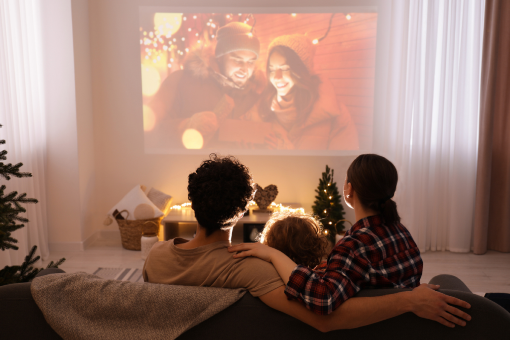 Transforme sua sala em um cinema: as vantagens de ter um projetor em casa