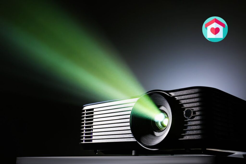 O projetor possui entradas HDMI, USB ou VGA para conexão com dispositivos externos?